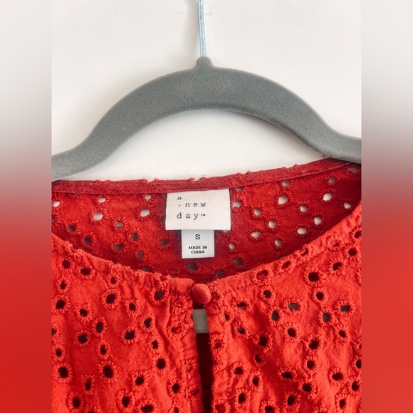 a new day - Ruffle Sleeve Keyhole Button Blouse - Burnt Orange - Size S - Picture 3 of 4